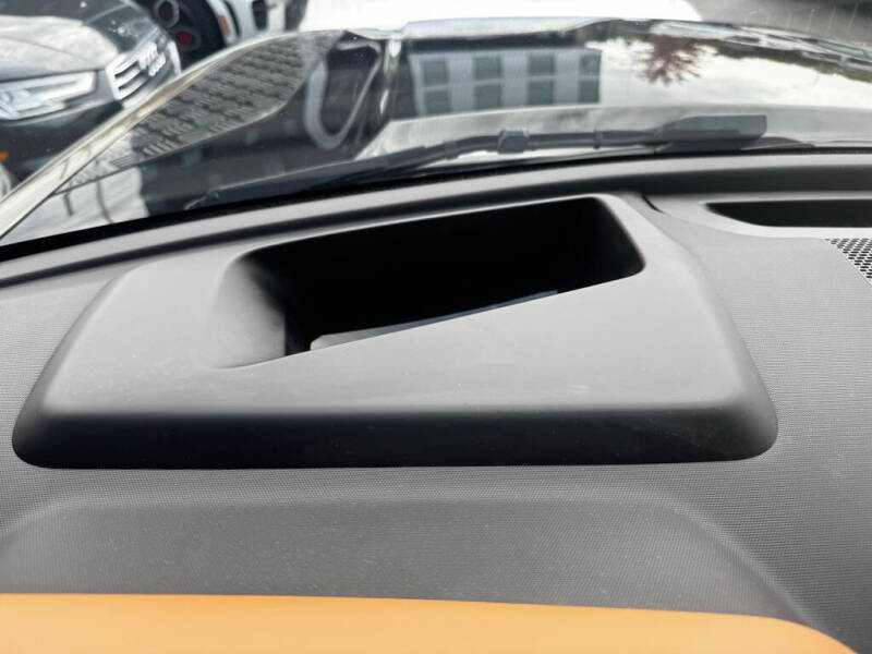 2020 Land Rover Defender 110 X