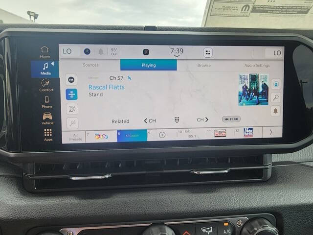 2025 Jeep Gladiator Willys