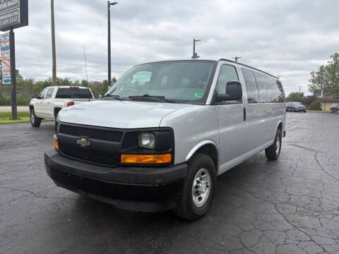 2017 Chevrolet Express LS 3500