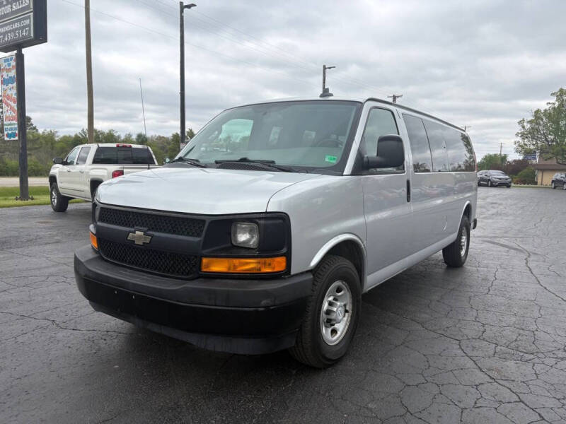 2017 Chevrolet Express LS 3500