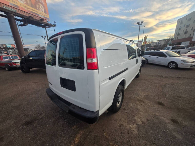 2017 Chevrolet Express 2500