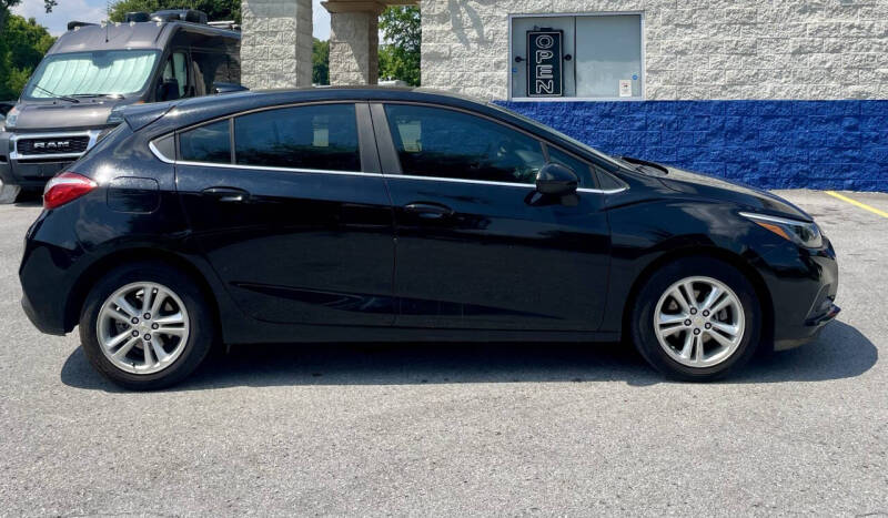 2018 Chevrolet Cruze LT Auto