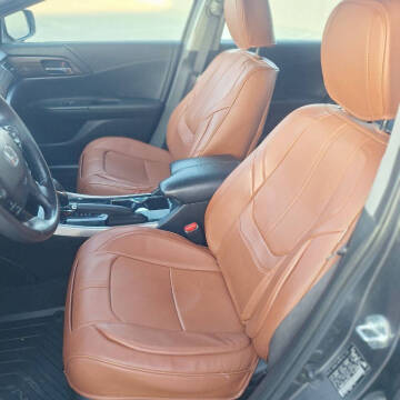 2017 Honda Accord Hybrid Touring