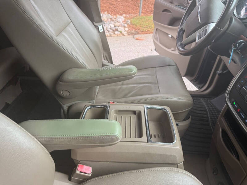 2015 Chrysler Town and Country Touring