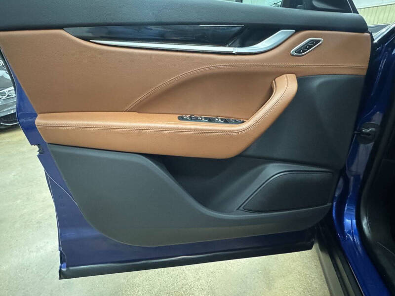 2022 Maserati Levante Modena