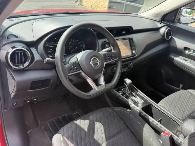2021 Nissan Kicks SV