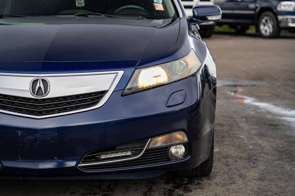 2013 Acura TL for sale at Auto Destination in Puyallup, WA