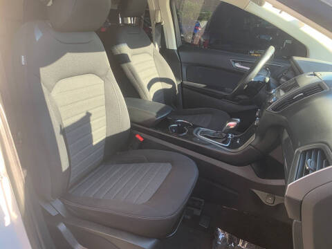 2018 Ford Edge SE