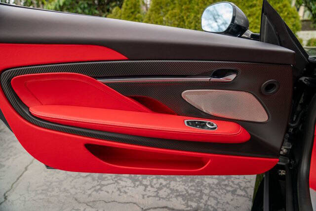 2025 Aston Martin Vanquish