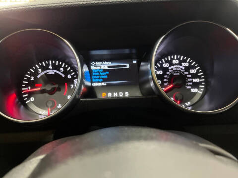 2022 Ford Mustang EcoBoost