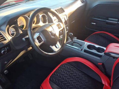 2012 Dodge Challenger SXT