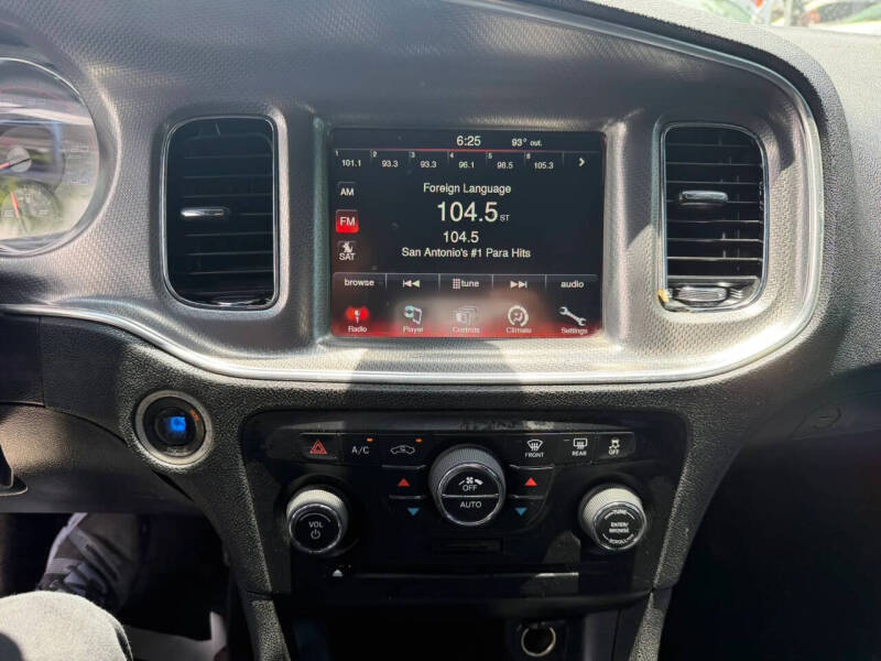 2013 Dodge Charger SE