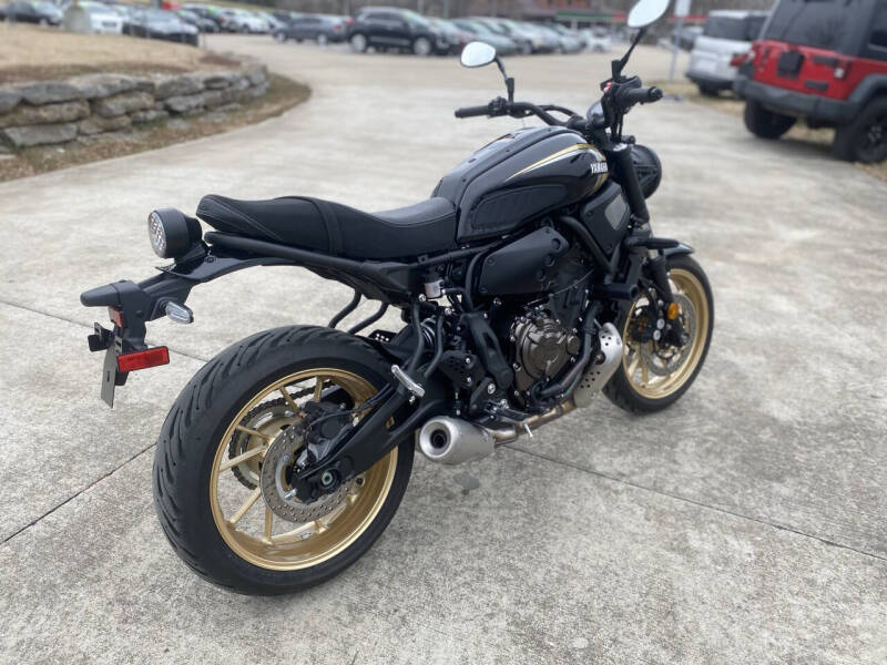 2023 Yamaha XSR700