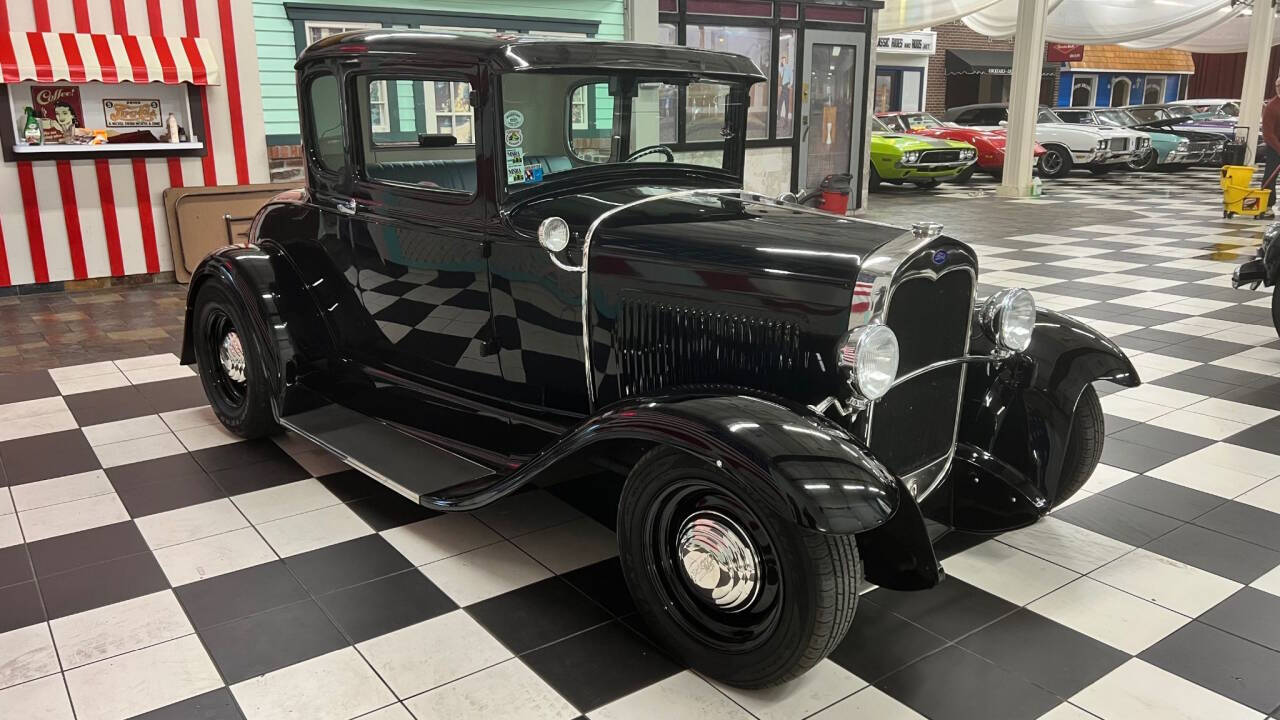 1930 Ford Model A 3