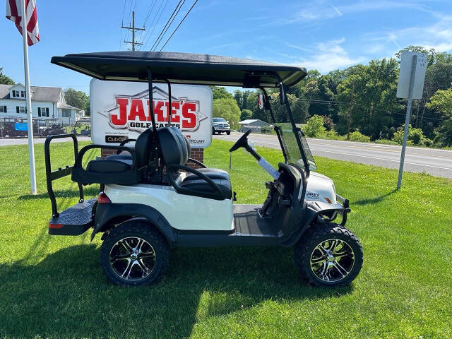 2025 Club Car Onward Lifted Gas EFI for sale at Jake's Golf Carts in MCVEYTOWN, PA