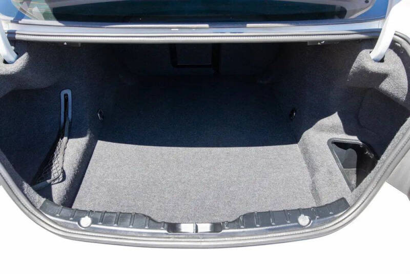 2013 BMW 5 Series 528i