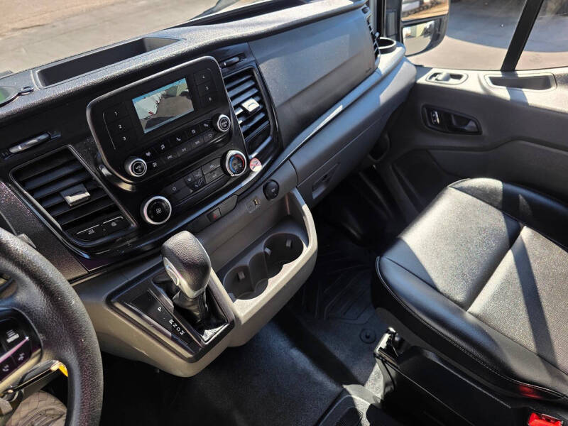 2023 Ford Transit 250