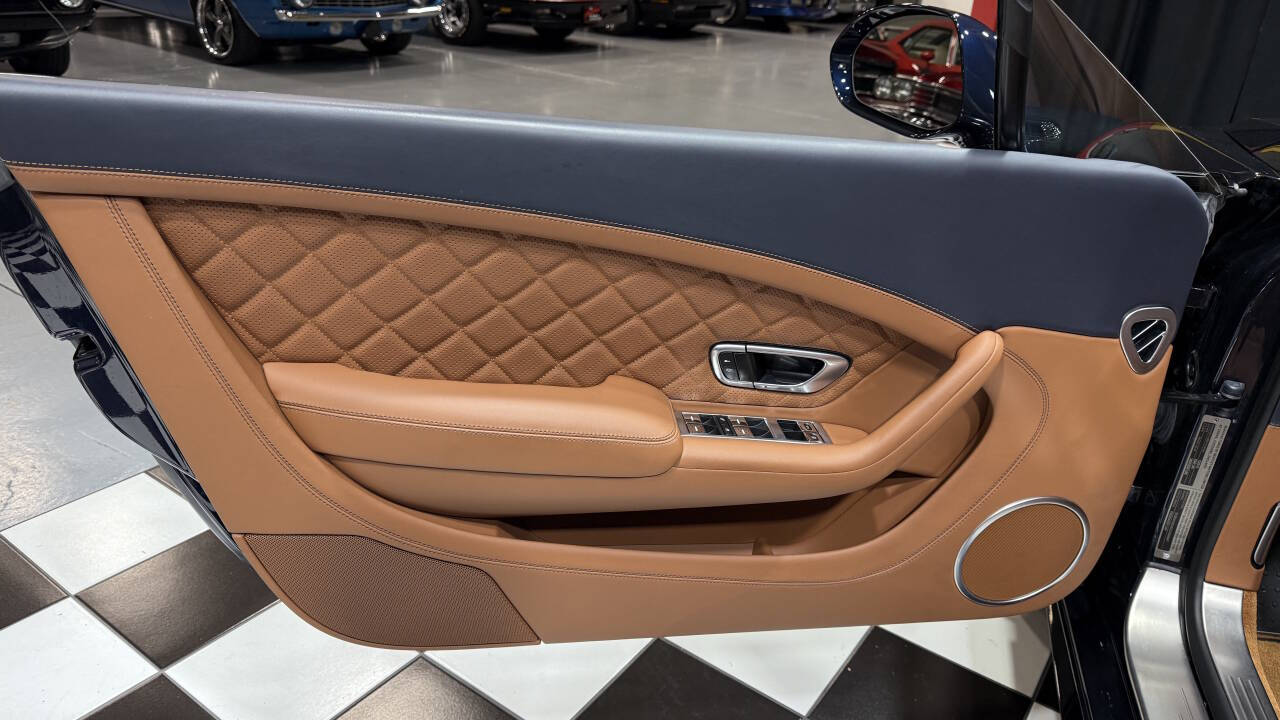 2016 Bentley Continental 41