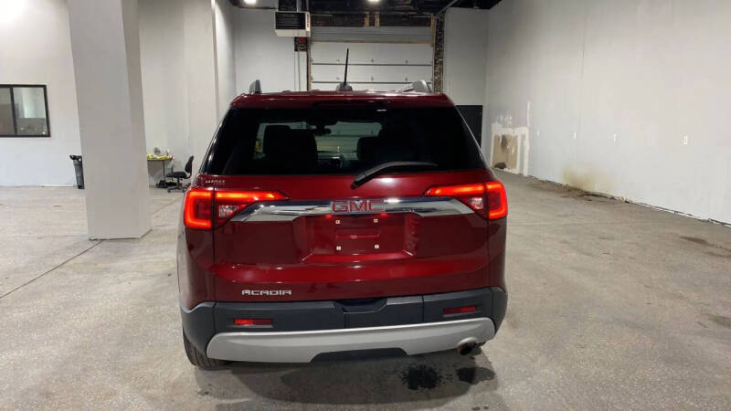 2018 GMC Acadia SLE-2