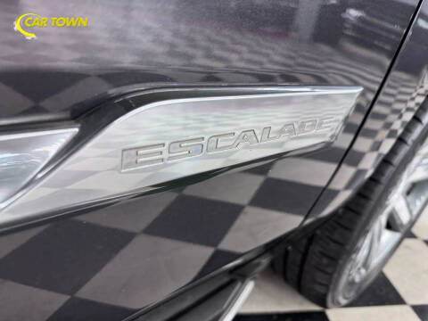 2016 Cadillac Escalade ESV Luxury Collection