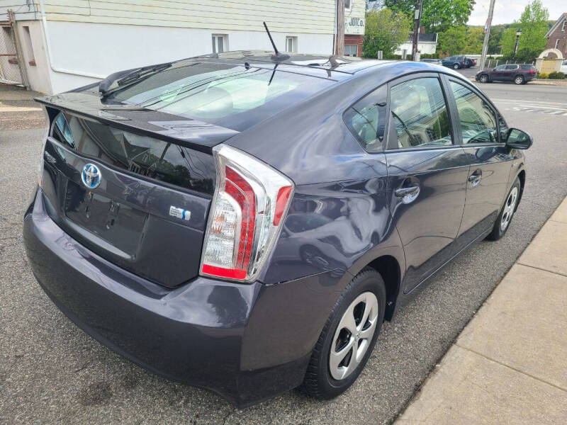2015 Toyota Prius Four