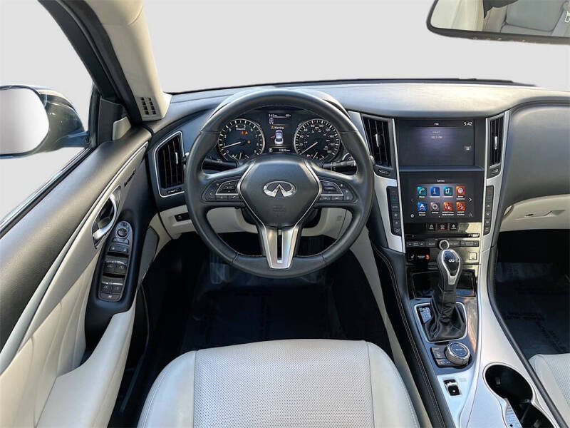 2023 Infiniti Q50 Luxe