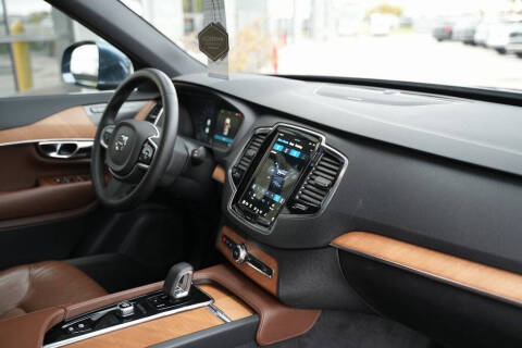 2023 Volvo XC90 B6 Plus Bright Theme 7P