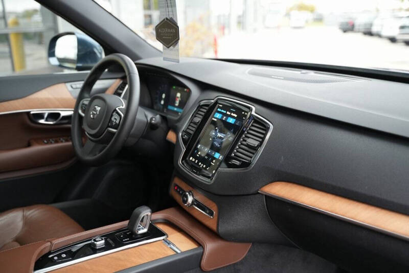 2023 Volvo XC90 B6 Plus Bright Theme 7P