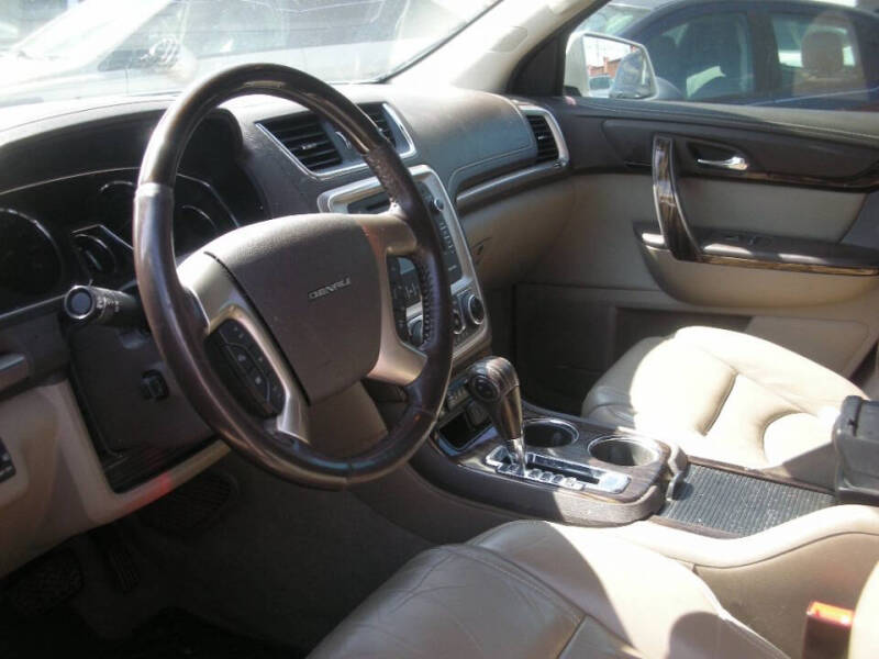 2016 GMC Acadia Denali