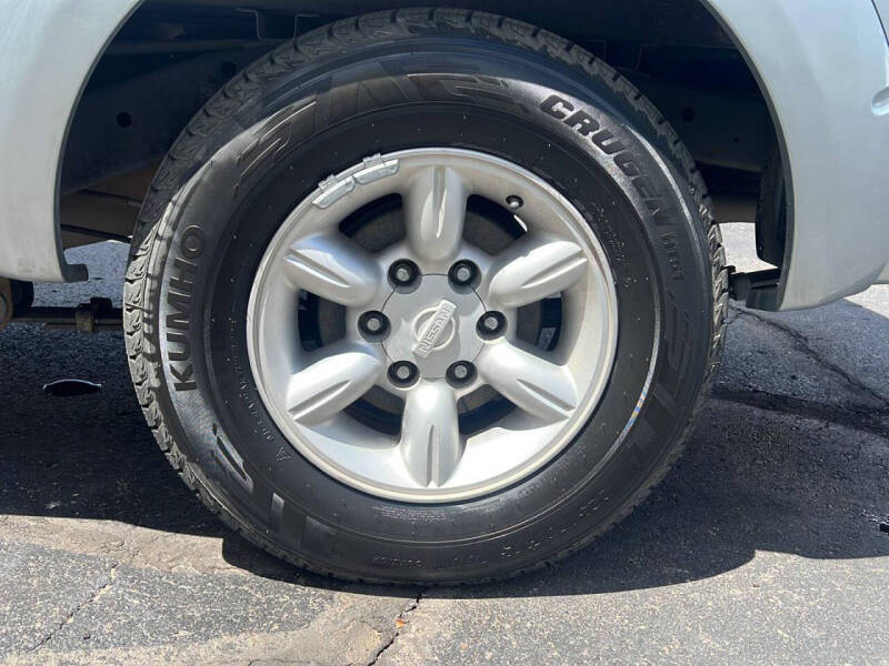 2002 Nissan Frontier XE