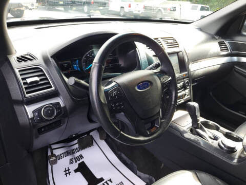 2017 Ford Explorer XLT