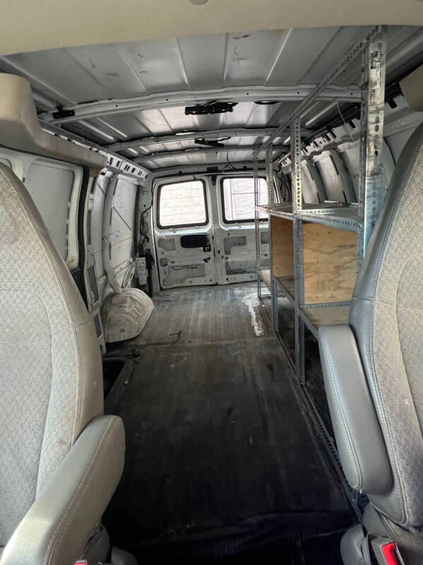 2017 Chevrolet Express 2500