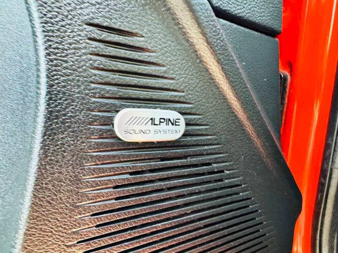 2018 Dodge Challenger SXT Plus