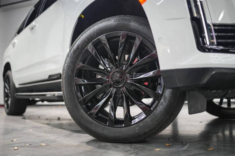 2024 Cadillac Escalade Premium Luxury