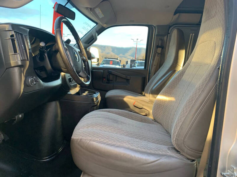 2016 Chevrolet Express 2500