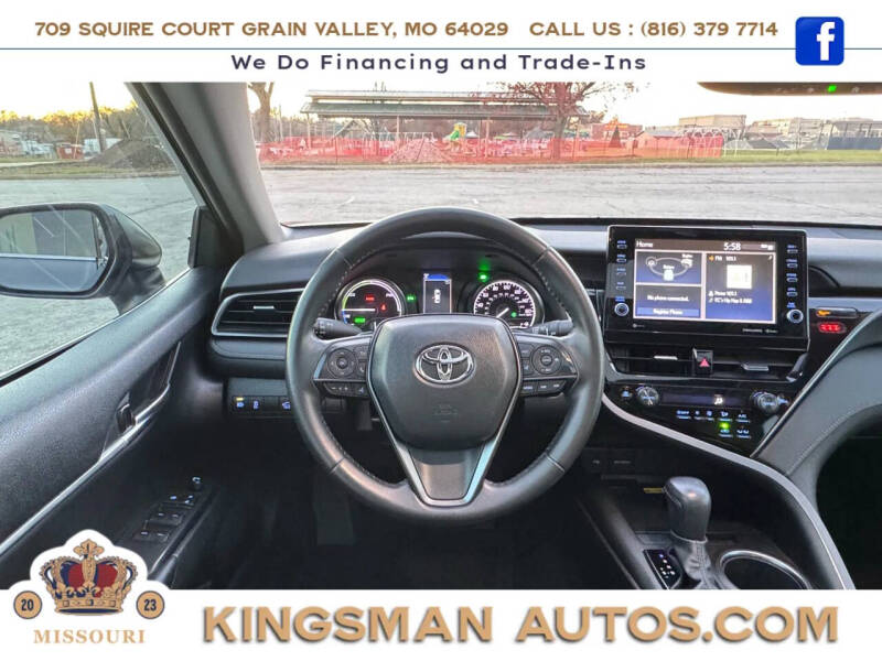 2023 Toyota Camry Hybrid SE