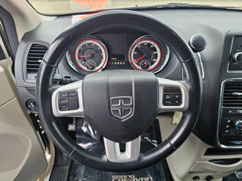 2013 Dodge Grand Caravan American Value Package