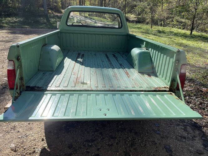 1974 Dodge D100 Pickup