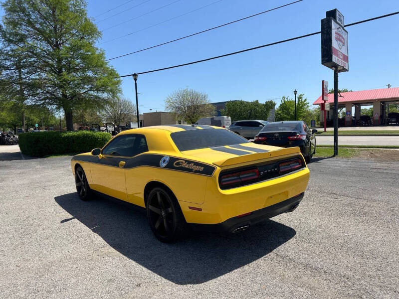 2018 Dodge Challenger SXT