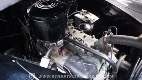 1947 Ford Super Deluxe