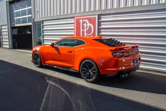 2019 Chevrolet Camaro 43