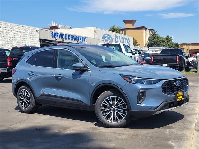 2025 Ford Escape Plug-In Hybrid PHEV