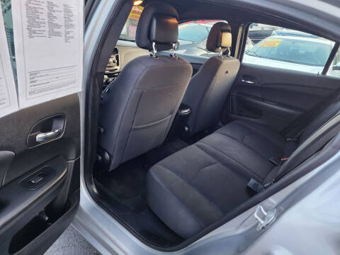 2014 Chrysler 200 LX