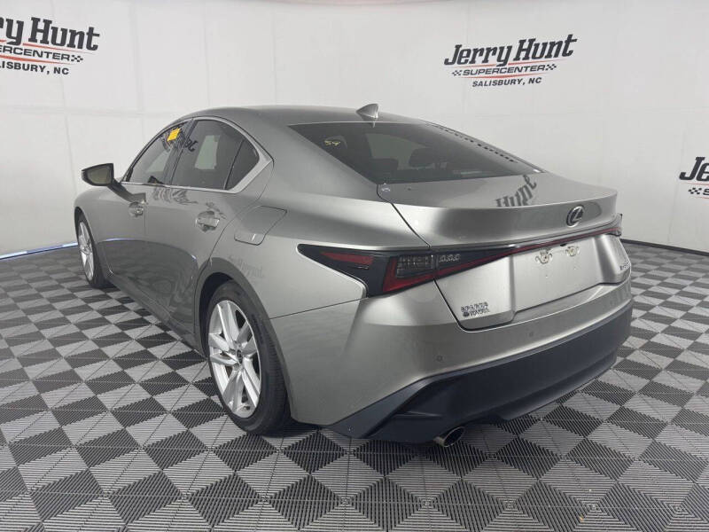 2023 Lexus IS 300