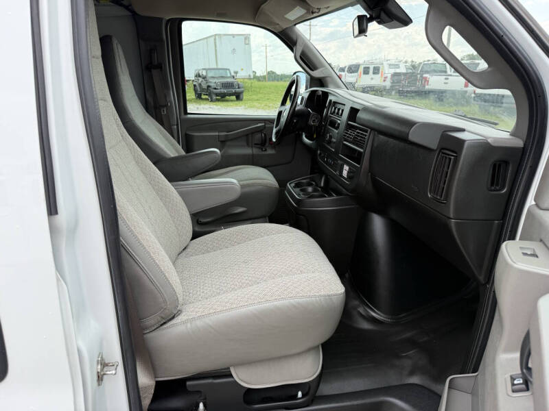 2020 Chevrolet Express 2500