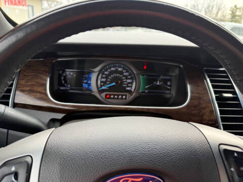 2015 Ford Taurus Limited