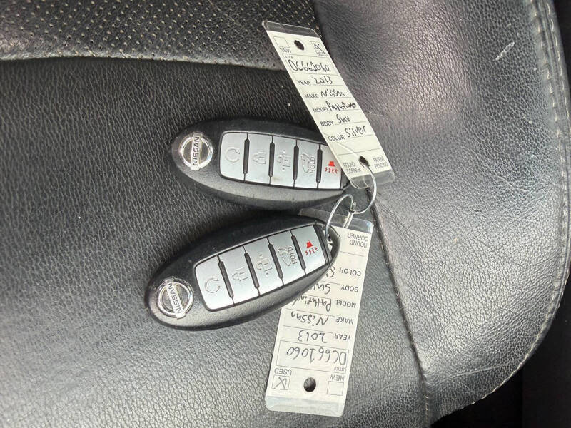 2013 Nissan Pathfinder Platinum