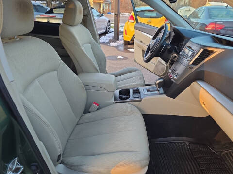 2010 Subaru Outback 2.5i Premium