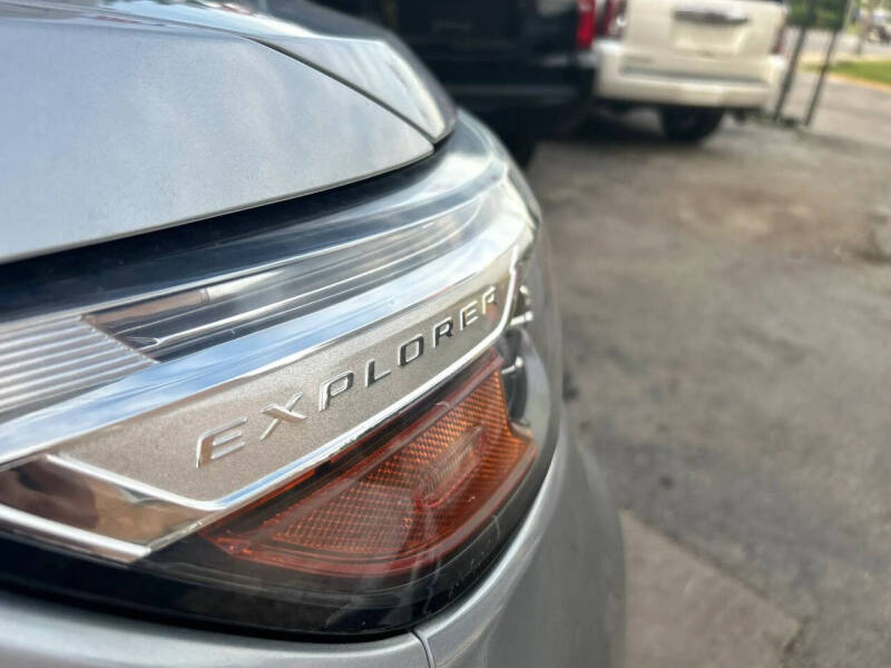 2020 Ford Explorer ST