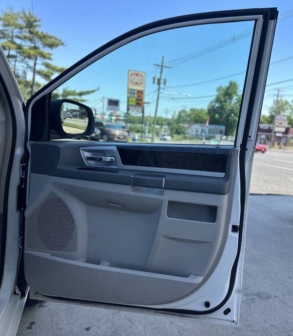 2010 Dodge Grand Caravan SXT